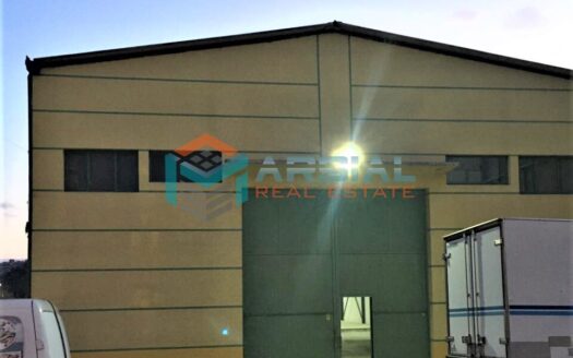 Jepet me qira 800m2 Kapanon ne Autostrade, Domje