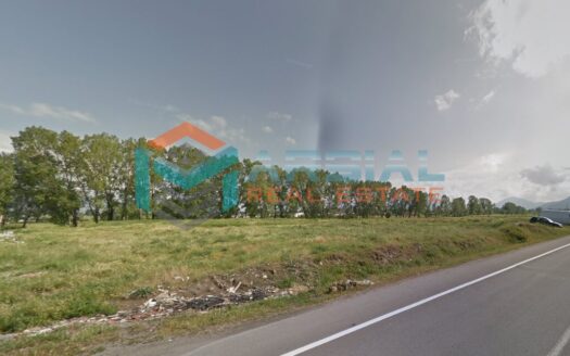 Shitet 6630 m2 Truall në Hyrje të Korçës