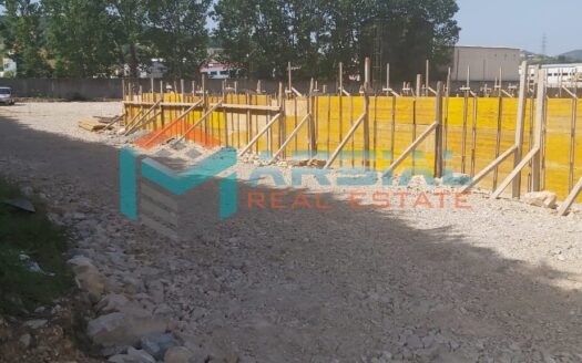 Shitet 6000 m2 Truall Domje, Tiranë Autostrada TR-DR