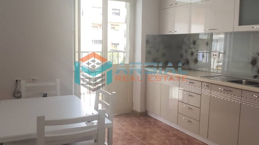 Apartament Shallvaret
