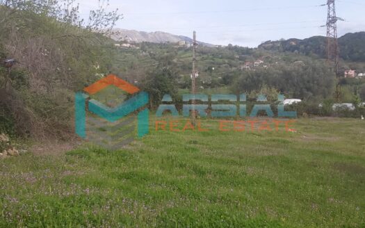 Shitet 1800m2 toke ne Lanabregas me 50euro/m2