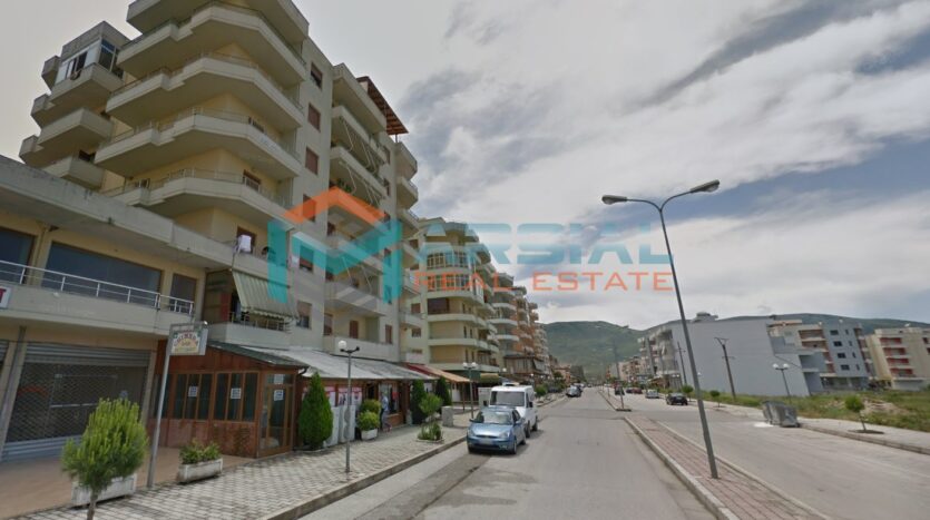 Shite Dyqan ne Orikum