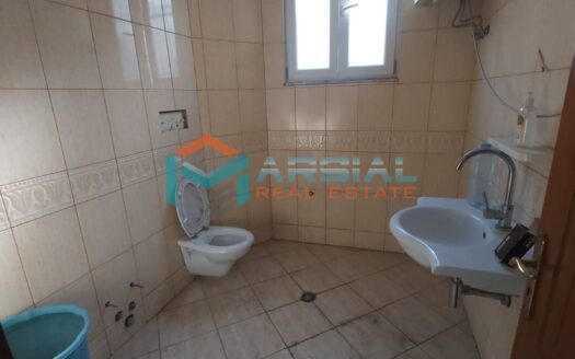 Vile me qira, 418 m2, prane Shkolles se Kuqe, Tirane