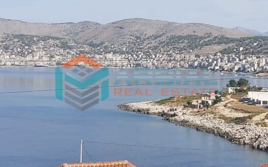 Shitet vile 4-katshe ne Berdenesh, Sarande