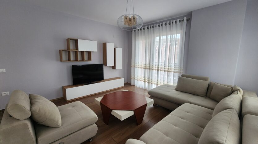 Apartament me qira