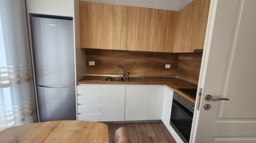 Vila L 2 Apartament me qira