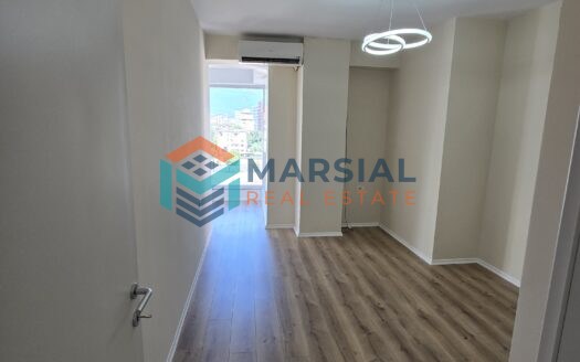 Ekskluzive – Apartament për Qira – 1+1 – Kompleksi Usluga, Ish Stacioni i Trenit, Tiranë
