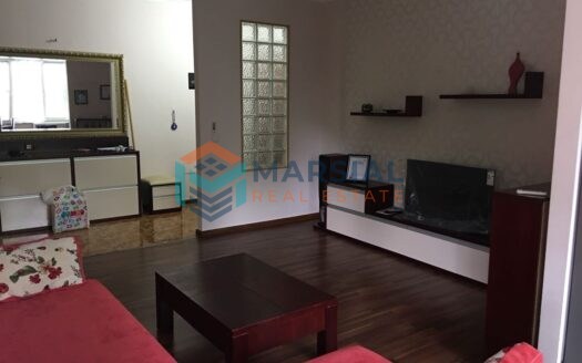 Shitet Apartament 1+1, tek Kopshti Botanik, Tiranë